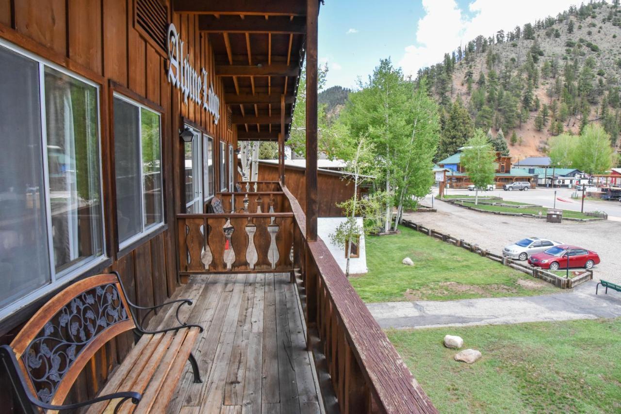 Alpine Lodge Red River Exterior photo